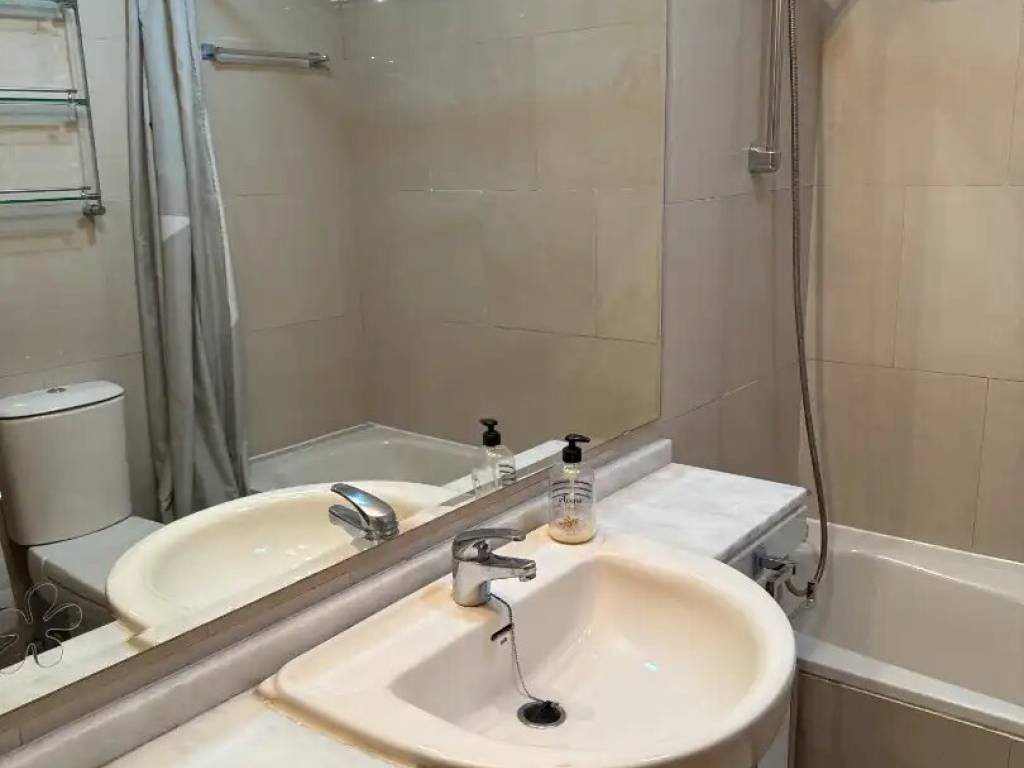 Piso de 140 m² en Sevilla