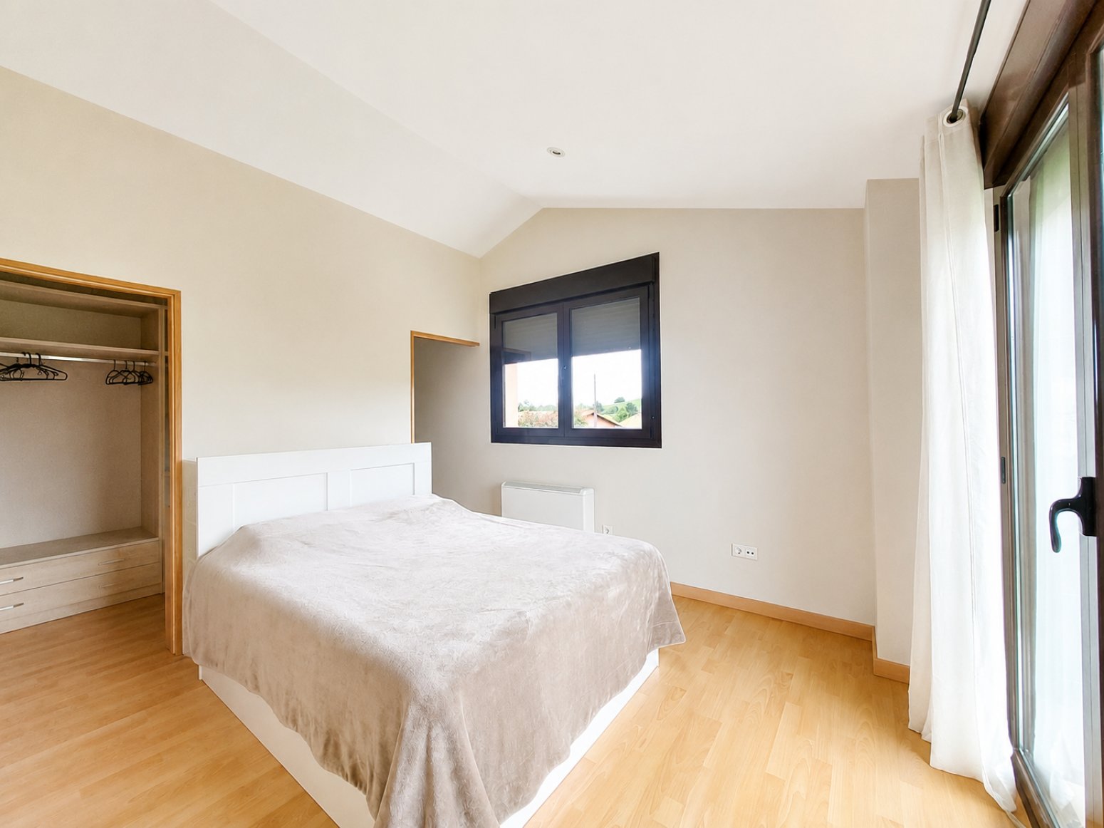 Casa de 215 m² en Villaviciosa