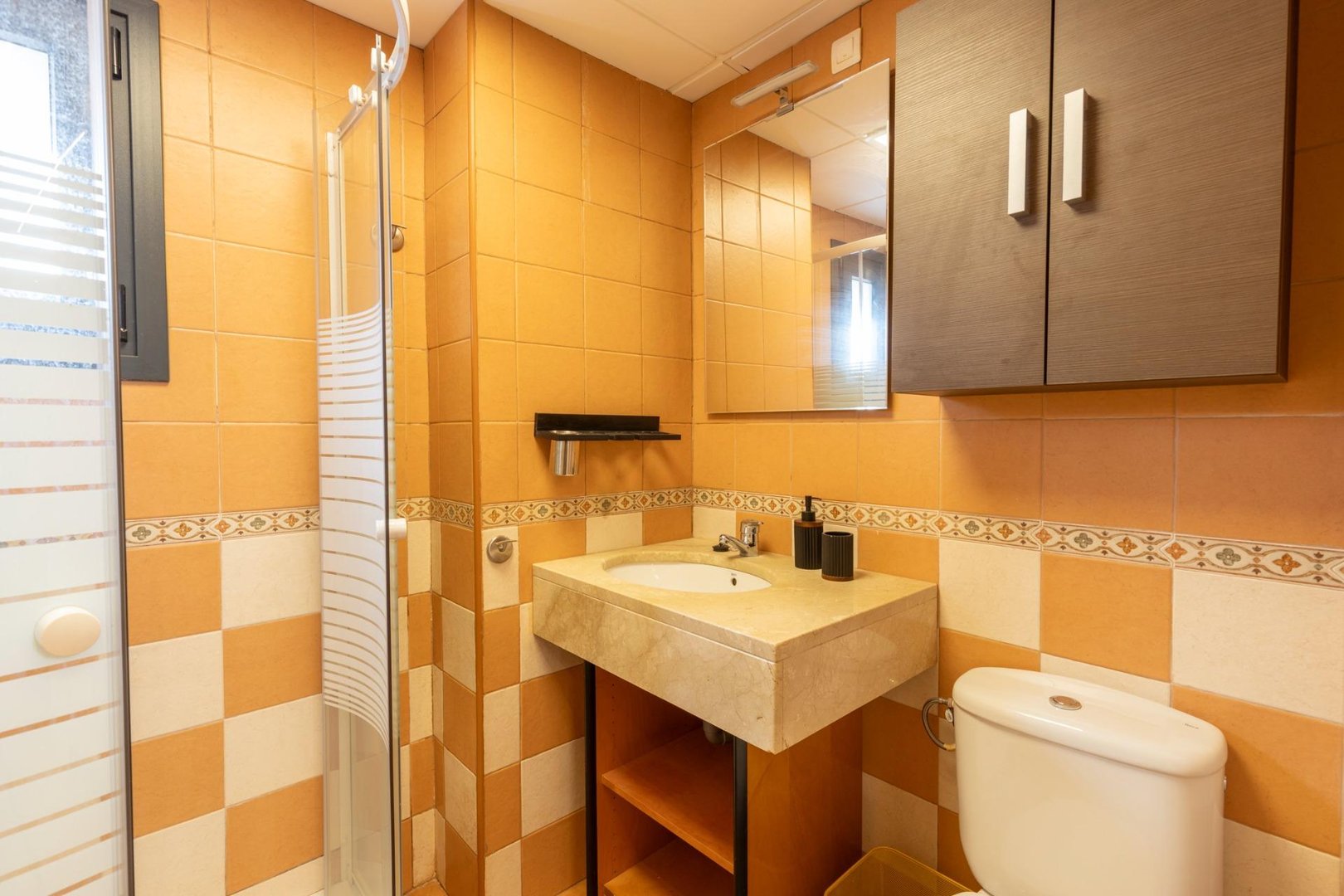 Piso de 250 m² en Granada