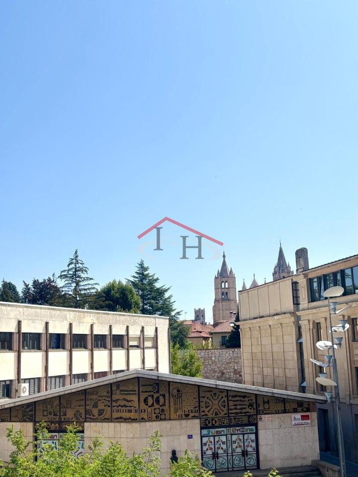 Piso de 86 m² en León