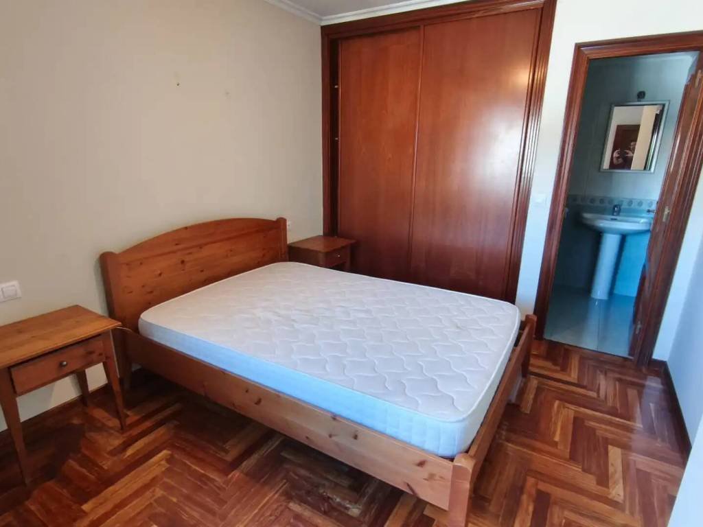 Piso de 65 m² en Vigo