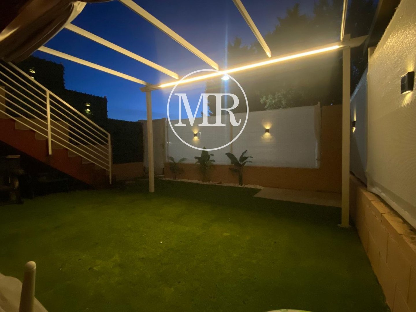 Appartement 210 m² à Monterrubio de Armuña