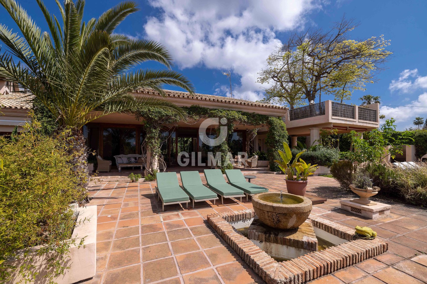 Casa de 400 m² en Luque