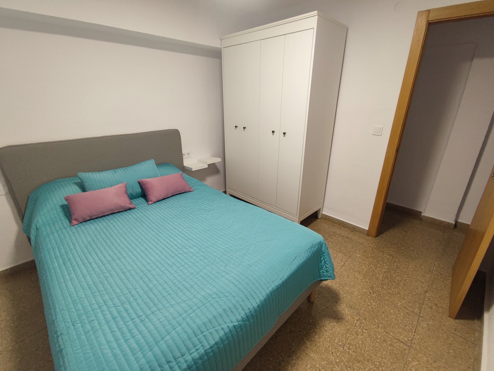 Wohnung 72 m² in Valencia