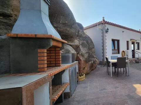 Casa de 100 m² en Alhama de Almería