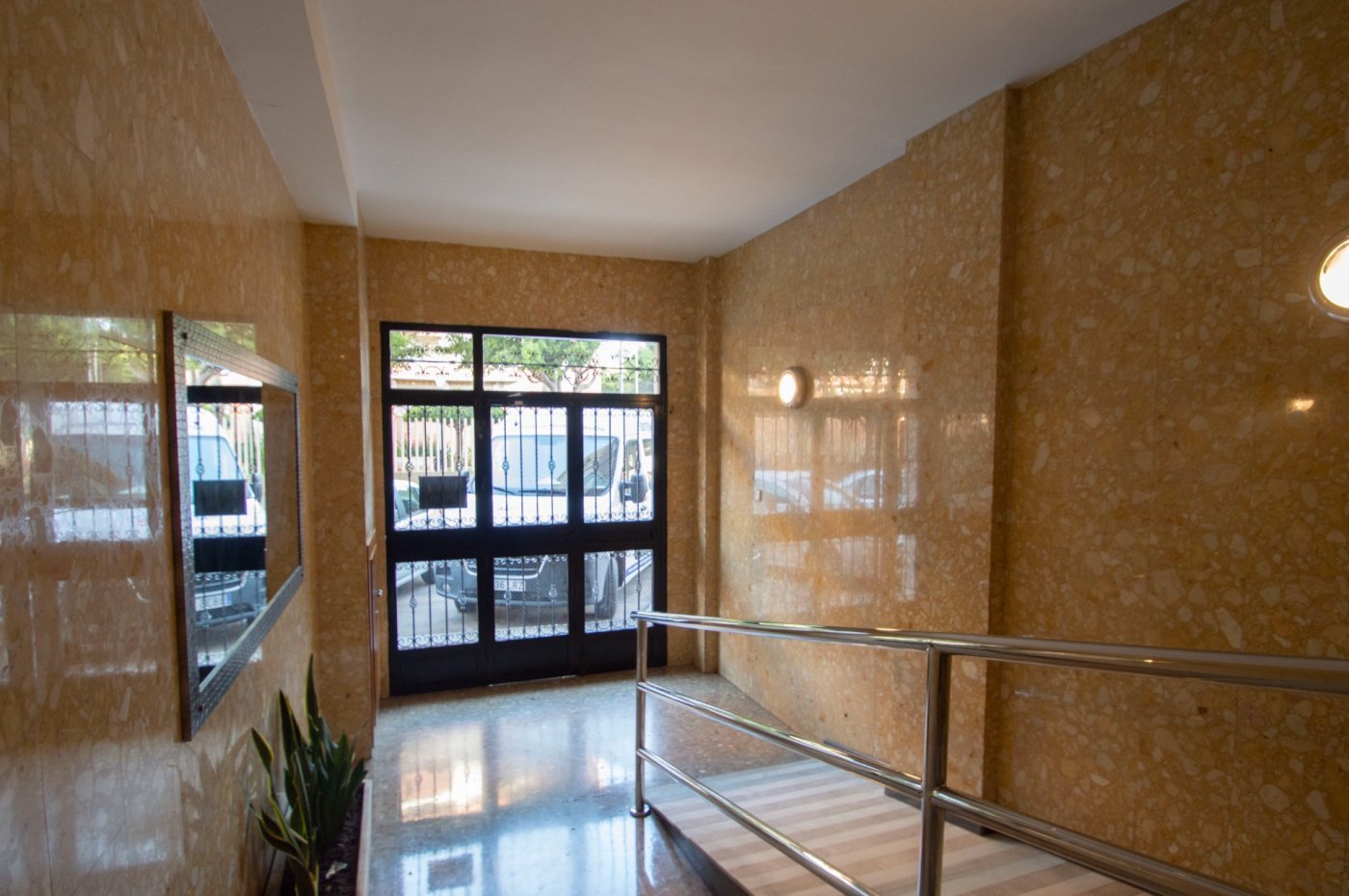 Piso de 90 m² en Almería