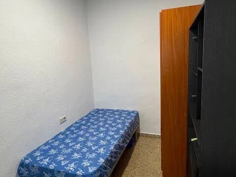 Piso de 120 m² en Granada