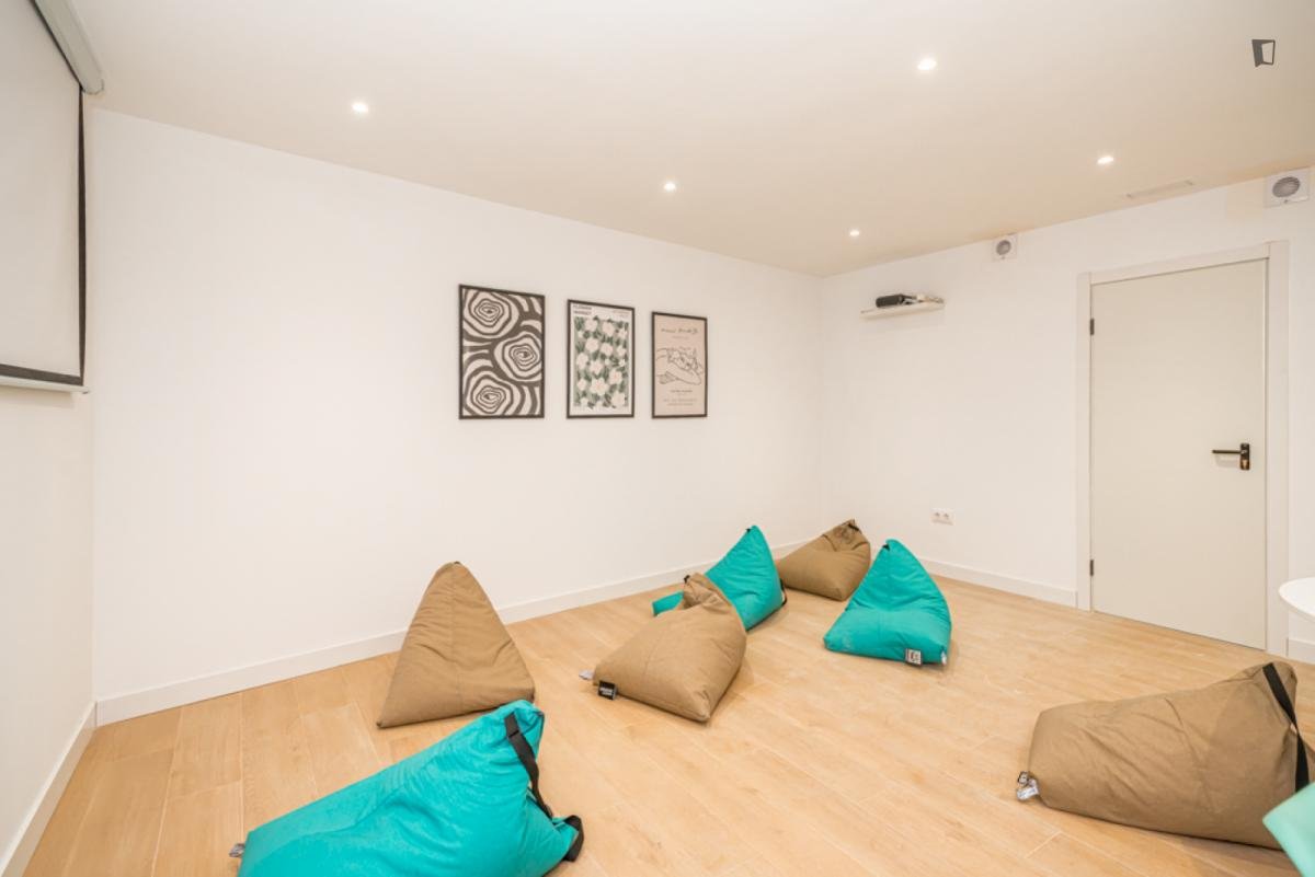 Habitació de lloguer, Madrid