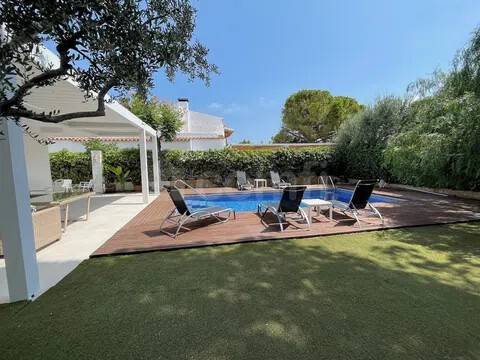 Casa de 180 m² en San Pedro de Ribas
