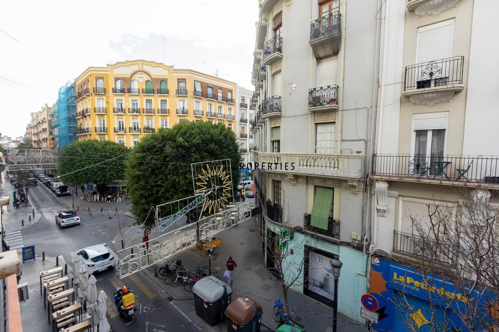 Pis de 77 m² a València