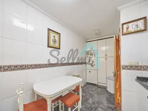 Piso de 106 m² en Oviedo