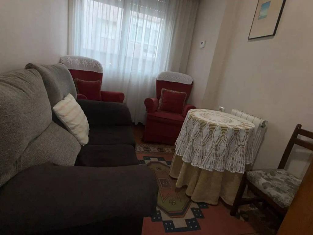 Piso de 80 m² en Ourense