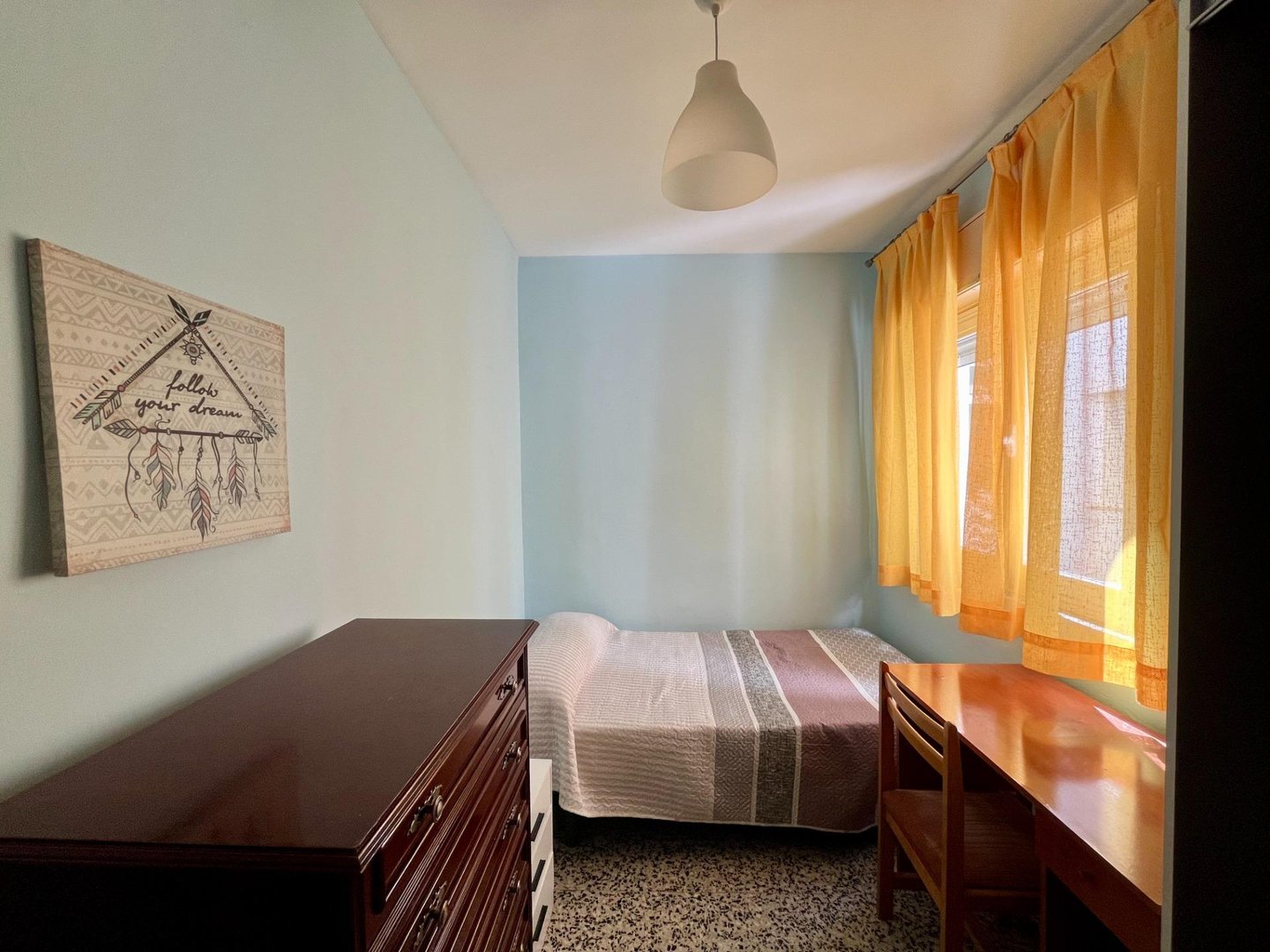 Quarto para alugar, Granada