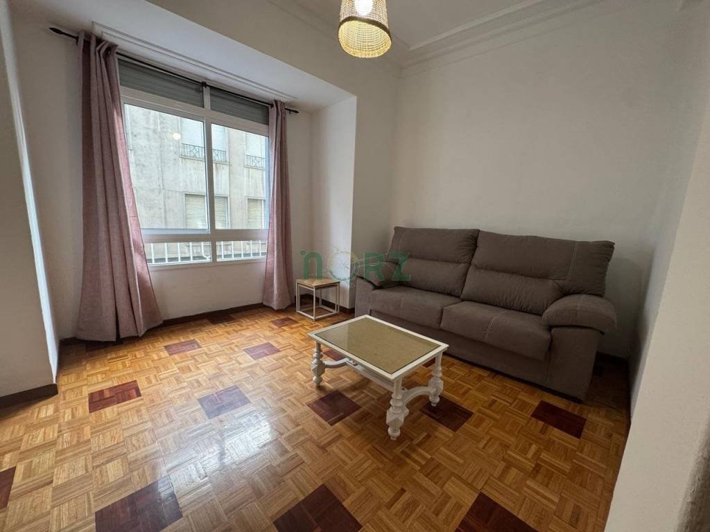Habitación 112 m², Ourense