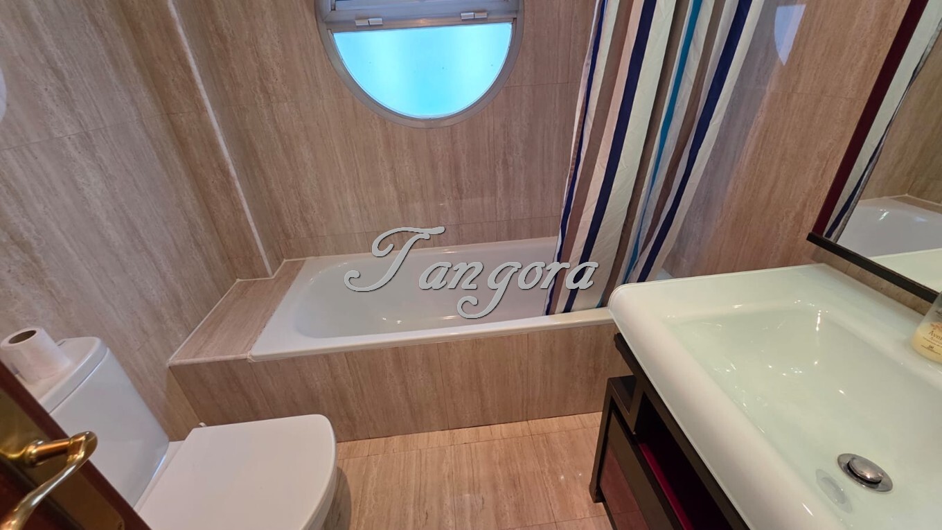 Wohnung 100 m² in Castro-Urdiales