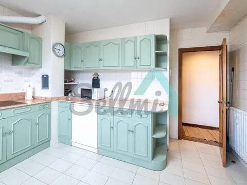 Piso de 140 m² en Oviedo