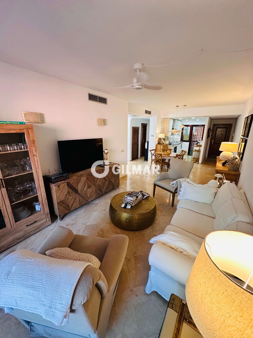 Piso de 250 m² en Luque