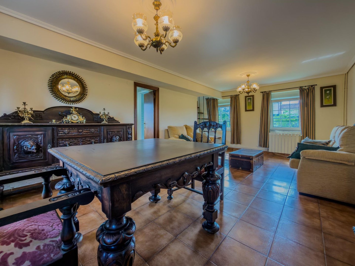 Casa de 226 m² a Camargo