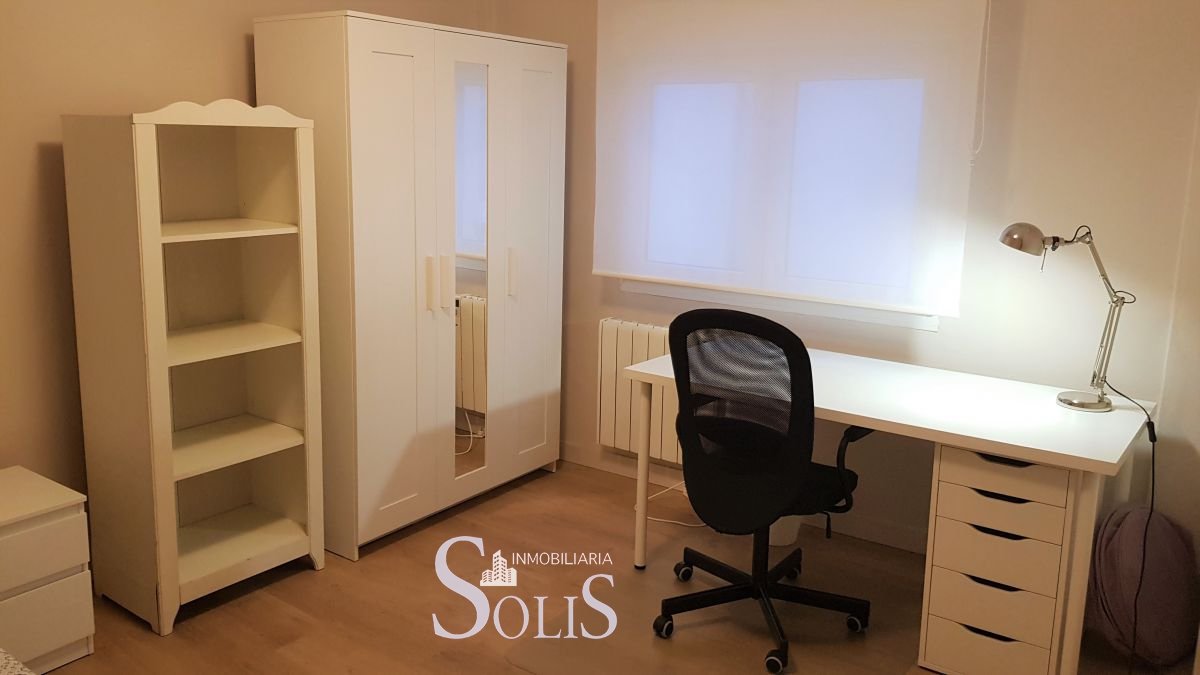 Piso de 90 m² en Oviedo