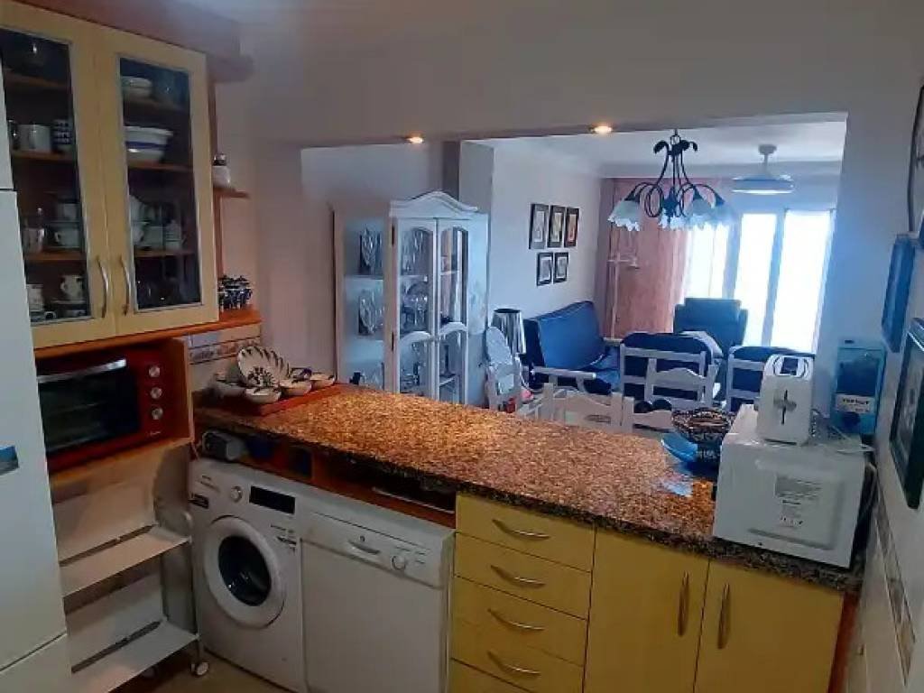 Piso de 80 m² en Almuñécar
