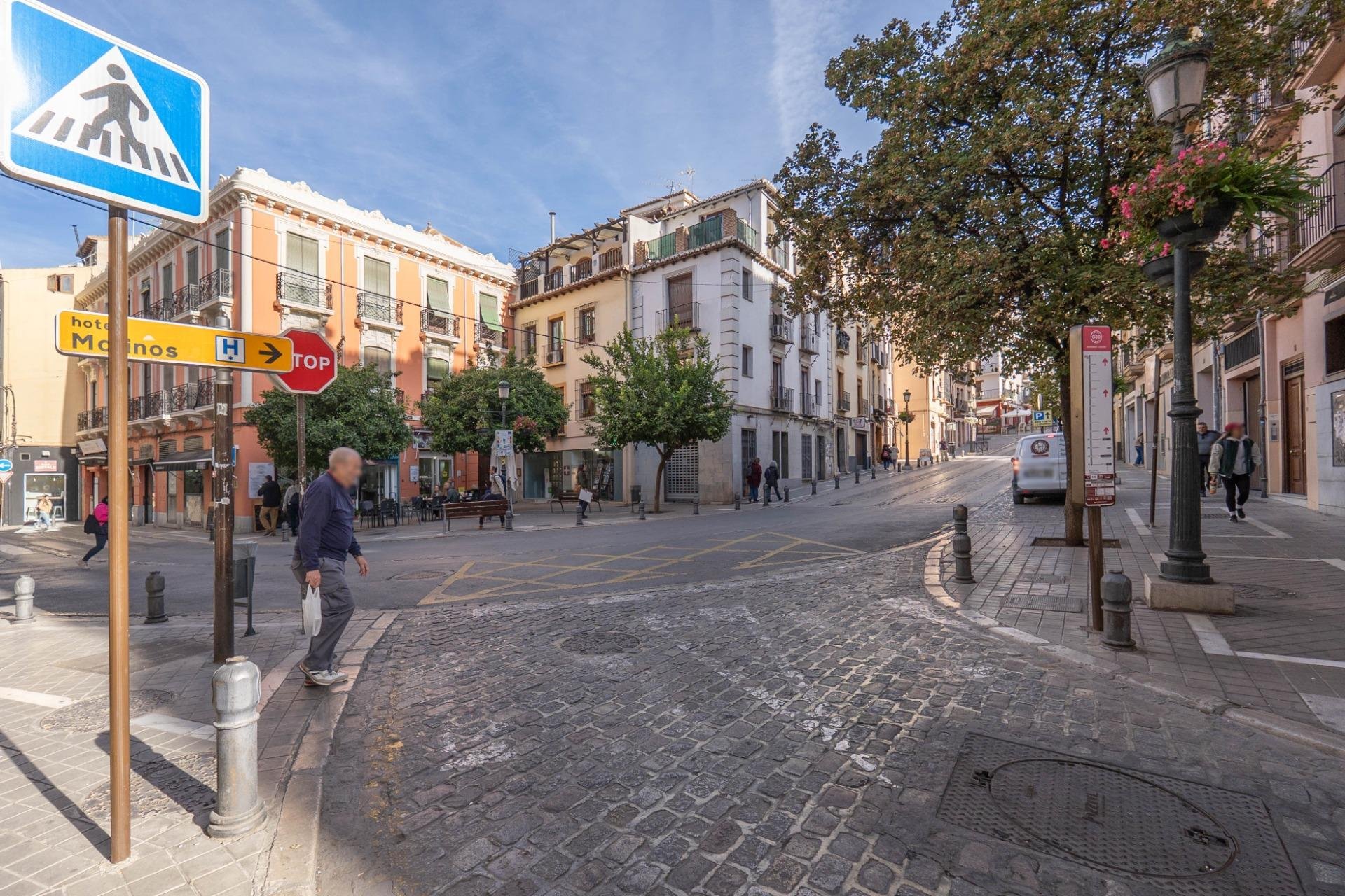 Piso de 84 m² en Granada