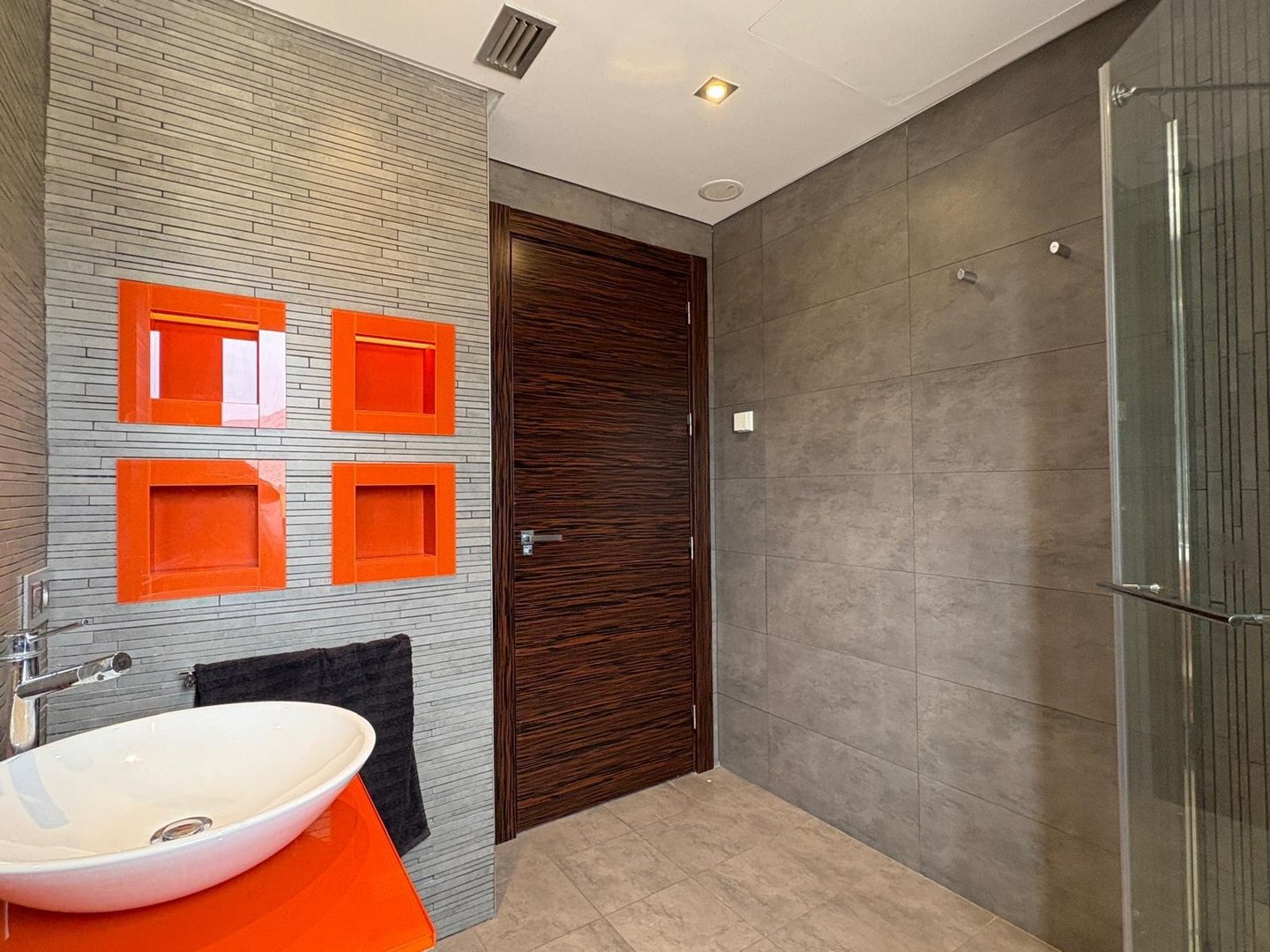 Casa de 318 m² en Elda