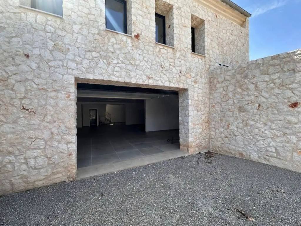 Casa de 200 m² en Muro