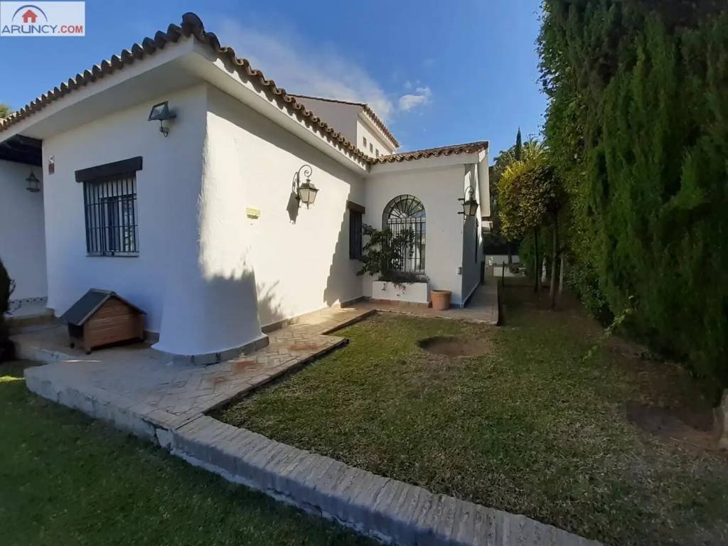 Piso de 418 m² en Dos Hermanas
