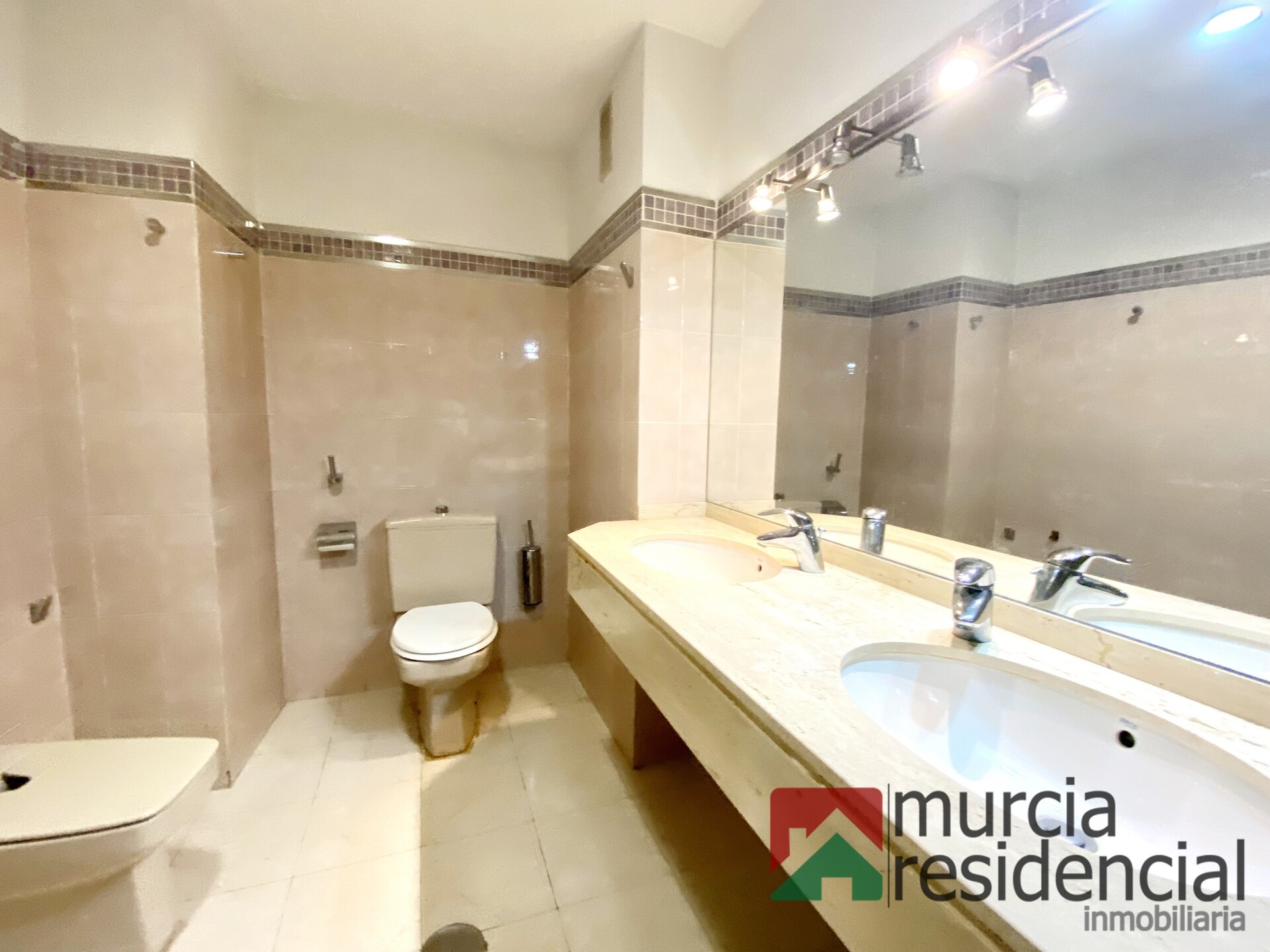 Piso de 188 m² en Murcia