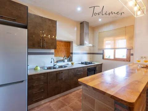 Haus 250 m² in Molvízar