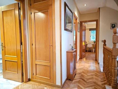 Habitación 250 m², Madrid