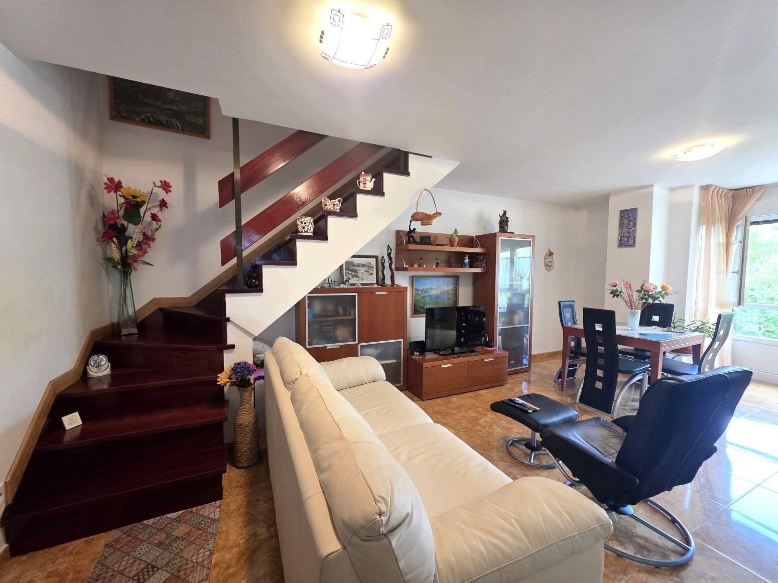 Appartement 80 m² à Nava