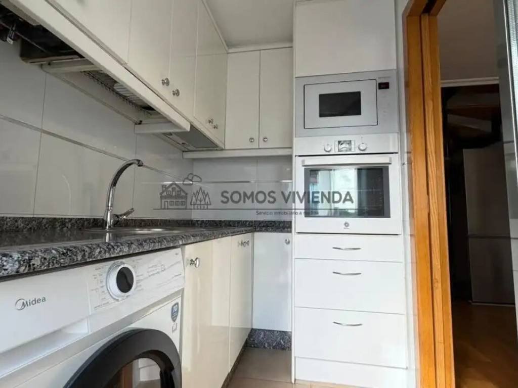 Piso de 95 m² en Ourense