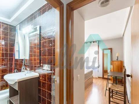 Pis de 74 m² a Oviedo