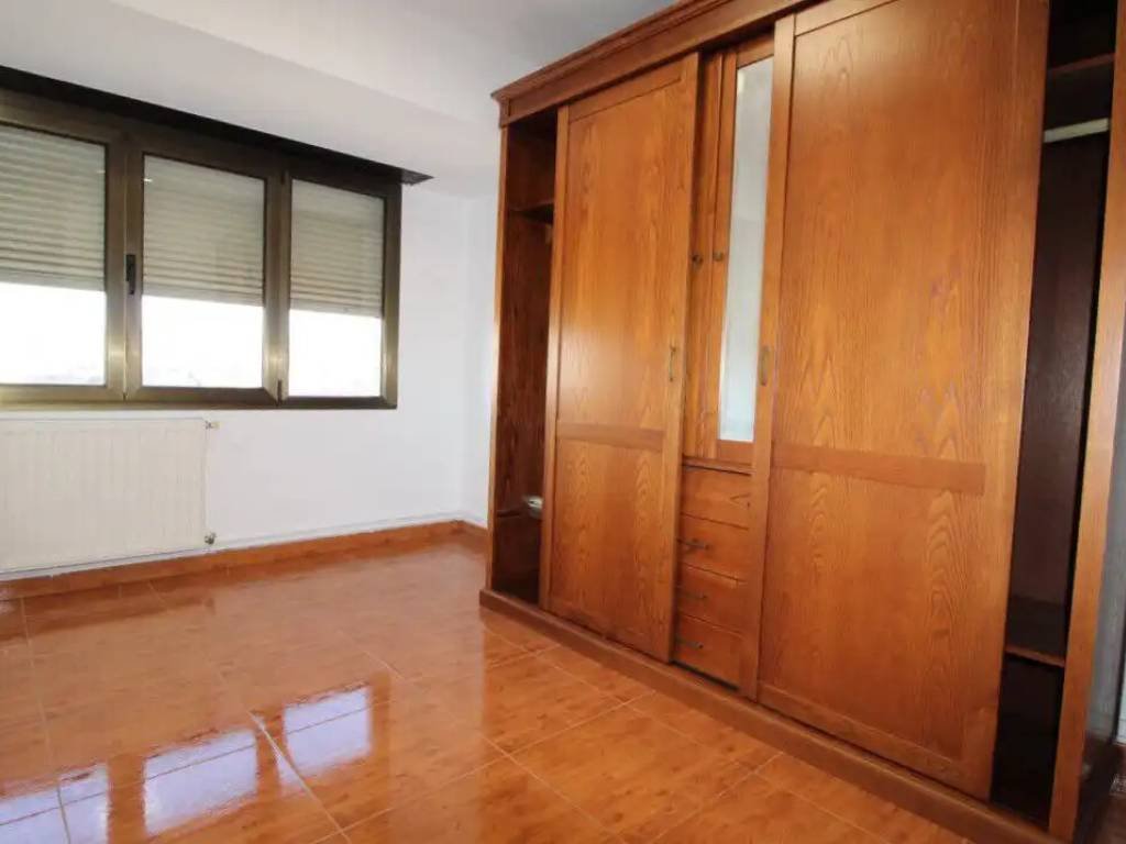 Piso de 80 m² en Gijón
