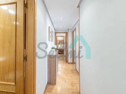 Pis de 91 m² a Oviedo