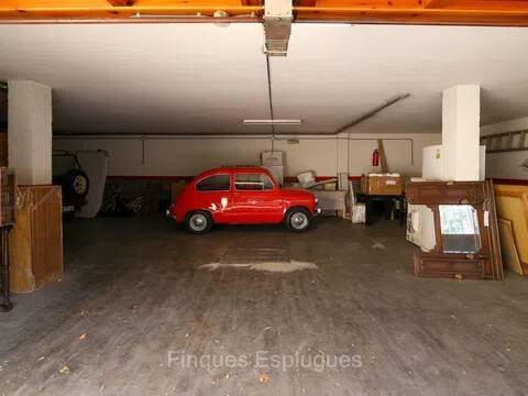 Casa de 619 m² en Esplugues de Llobregat