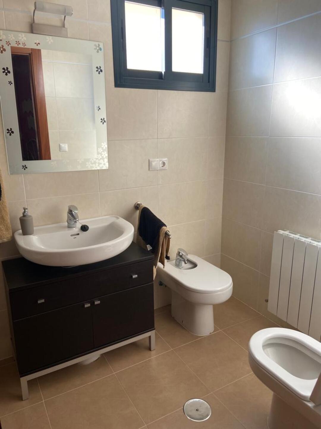 Piso de 95 m² en Chinchilla de Montearagón
