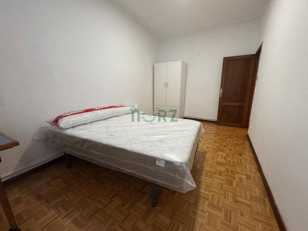 Habitación 112 m², Ourense