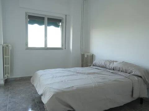 Habitación 140 m², Lérida