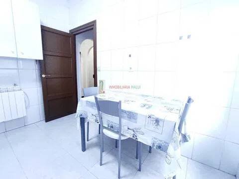 Piso de 100 m² en Oviedo