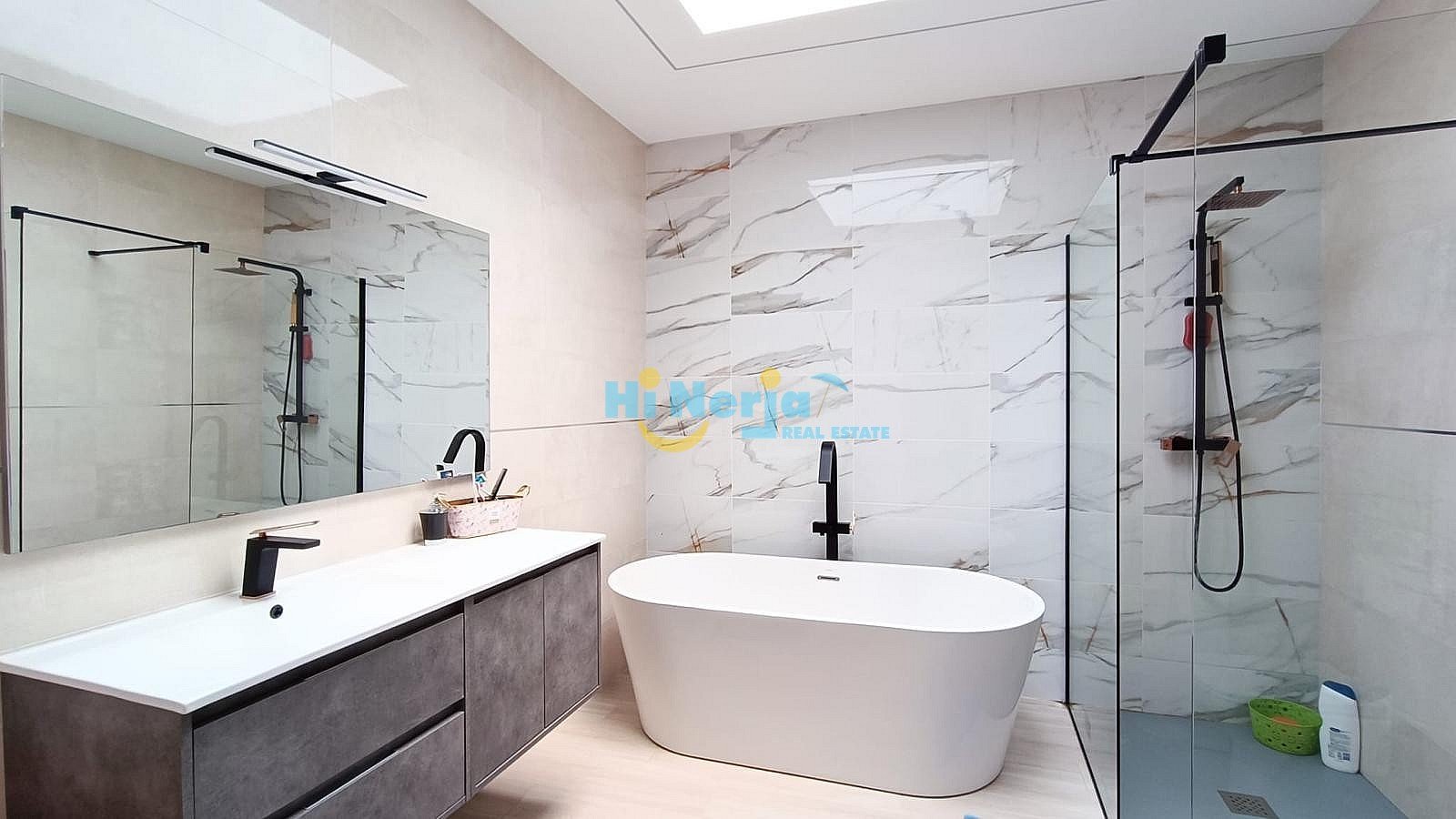 Дом 350 м² в Nerja