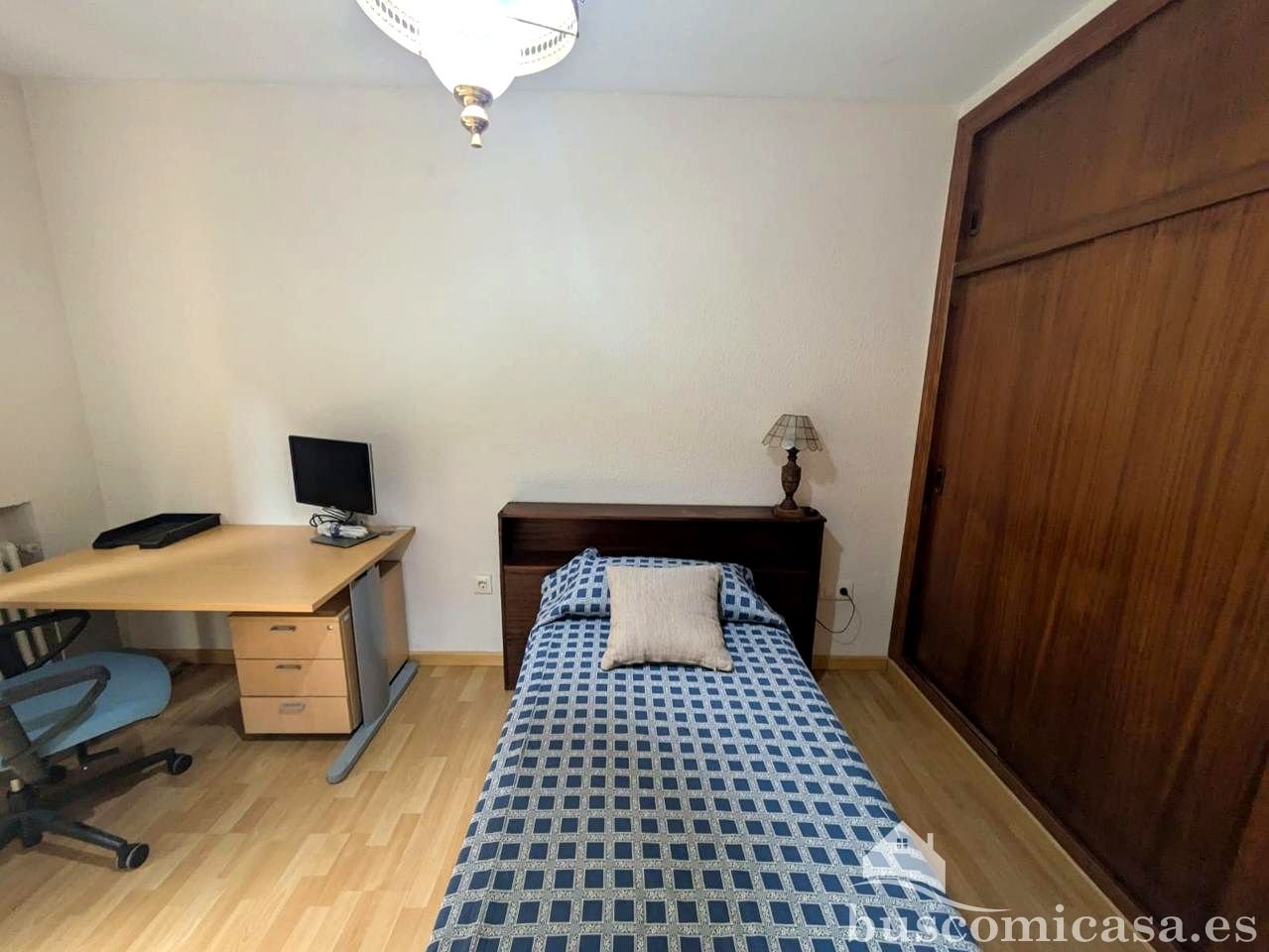 Habitació de lloguer, Linares
