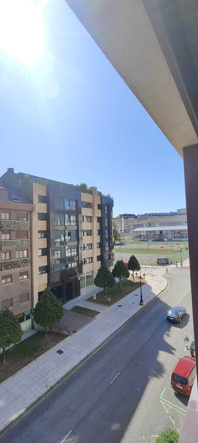 Piso de 82 m² en Oviedo
