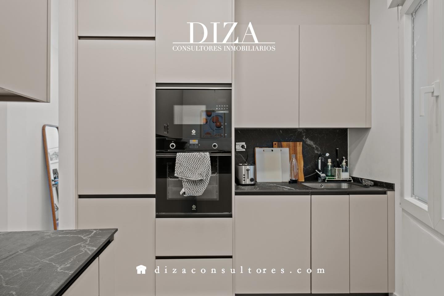 Wohnung 114 m² in Madrid