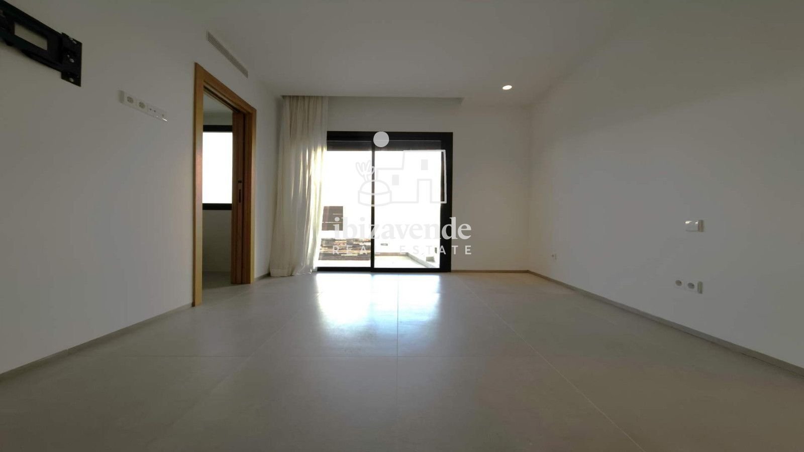 Дом 595 м² в Santa Eulària des Riu