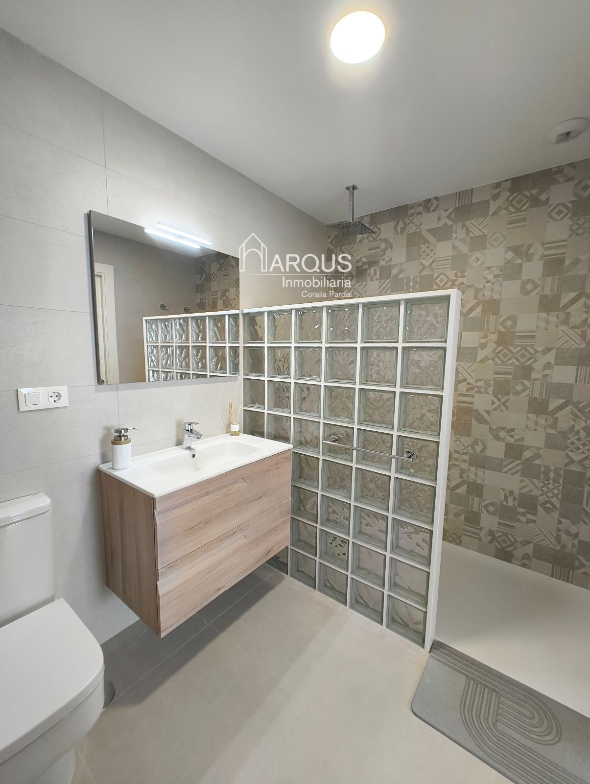 Piso de 138 m² en Santiago de Compostela
