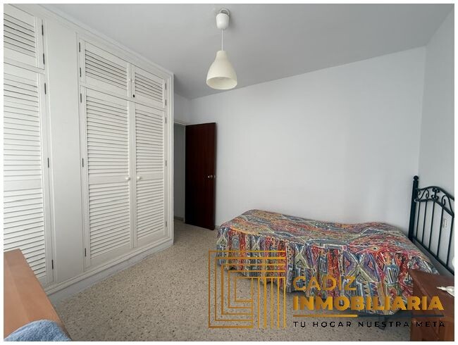 Piso de 90 m² en Cádiz