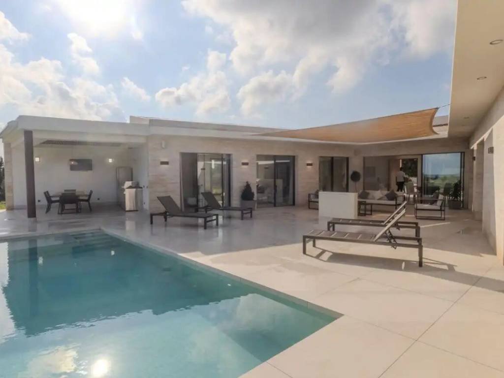 Casa de 260 m² en Muro