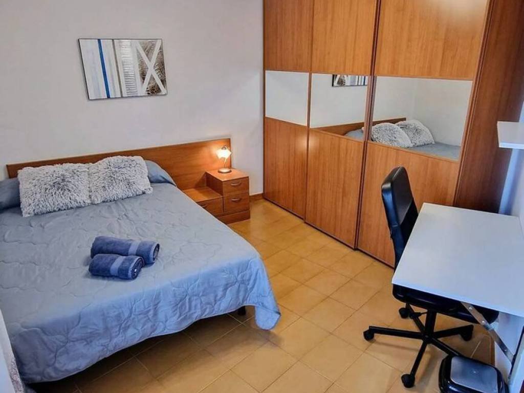 Habitación 130 m², Lérida